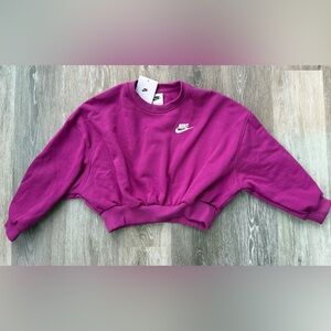 NWT Nike girls’ sportswear club fleece boxy crewneck sweatshirt XS